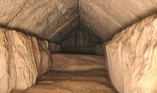 Ученые обнаружили внутри Великой египетской пирамиды прежде неизвестный коридор