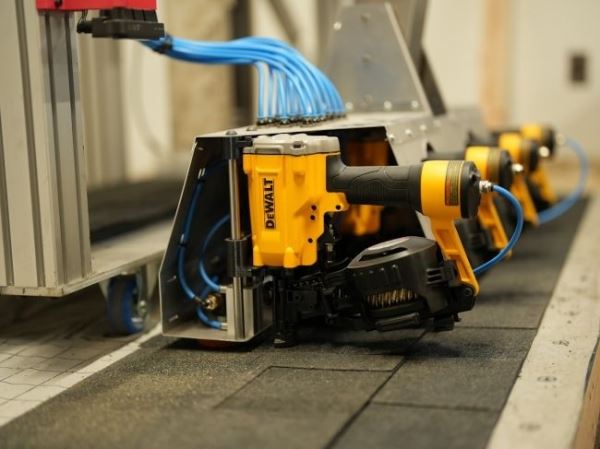 Renovate Robotics разрабатывает роботов для монтажа кровельной черепицы